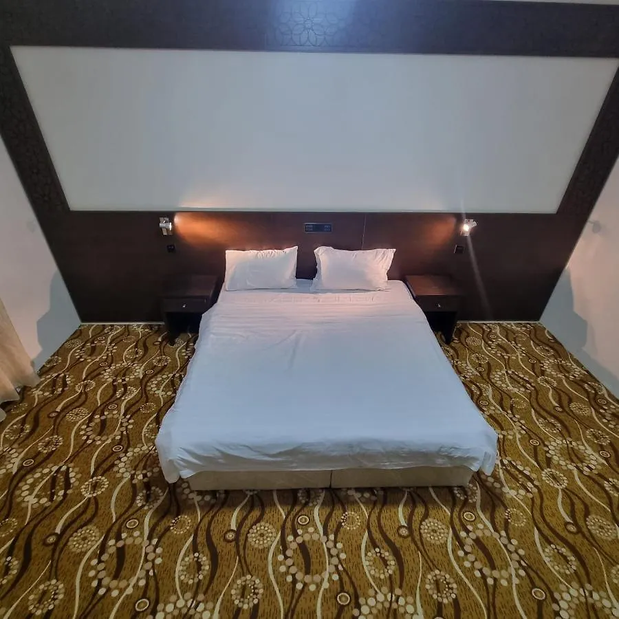 Hotel فندق برادايس العالمية توصيل للحرم