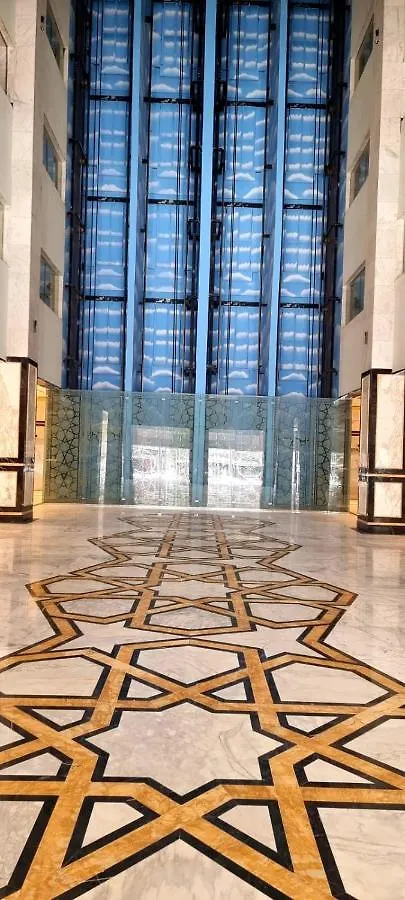 Hotel فندق برادايس العالمية توصيل للحرم