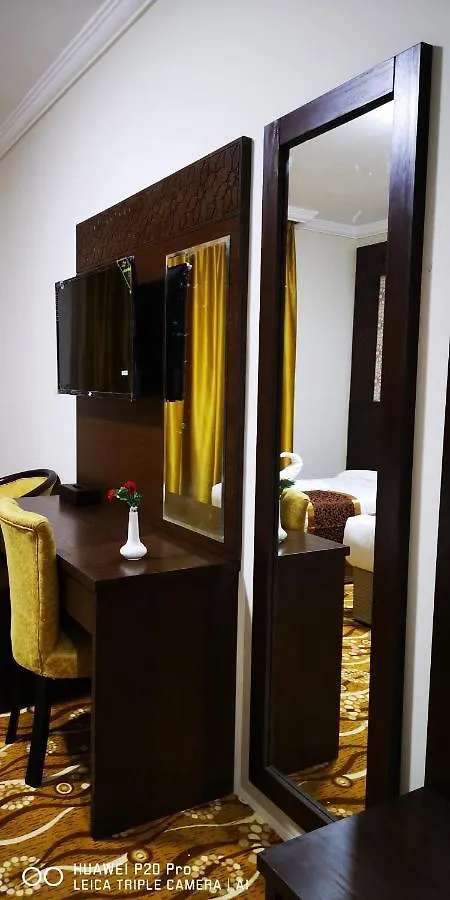 **** Hotel فندق برادايس العالمية توصيل للحرم Saudi Arabia